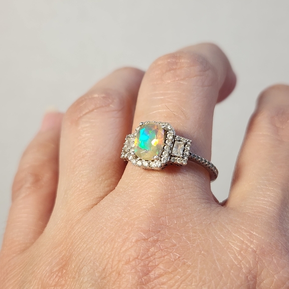 [On HOLD/repair] Sizeable Real/Natural Ethiopian Opal 925 Silver Ring Sz 8 - Picture 5 of 16